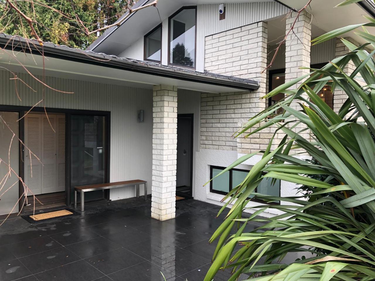 Luxury K-Lodge With Golf Course View-Rotorua Bagian luar foto